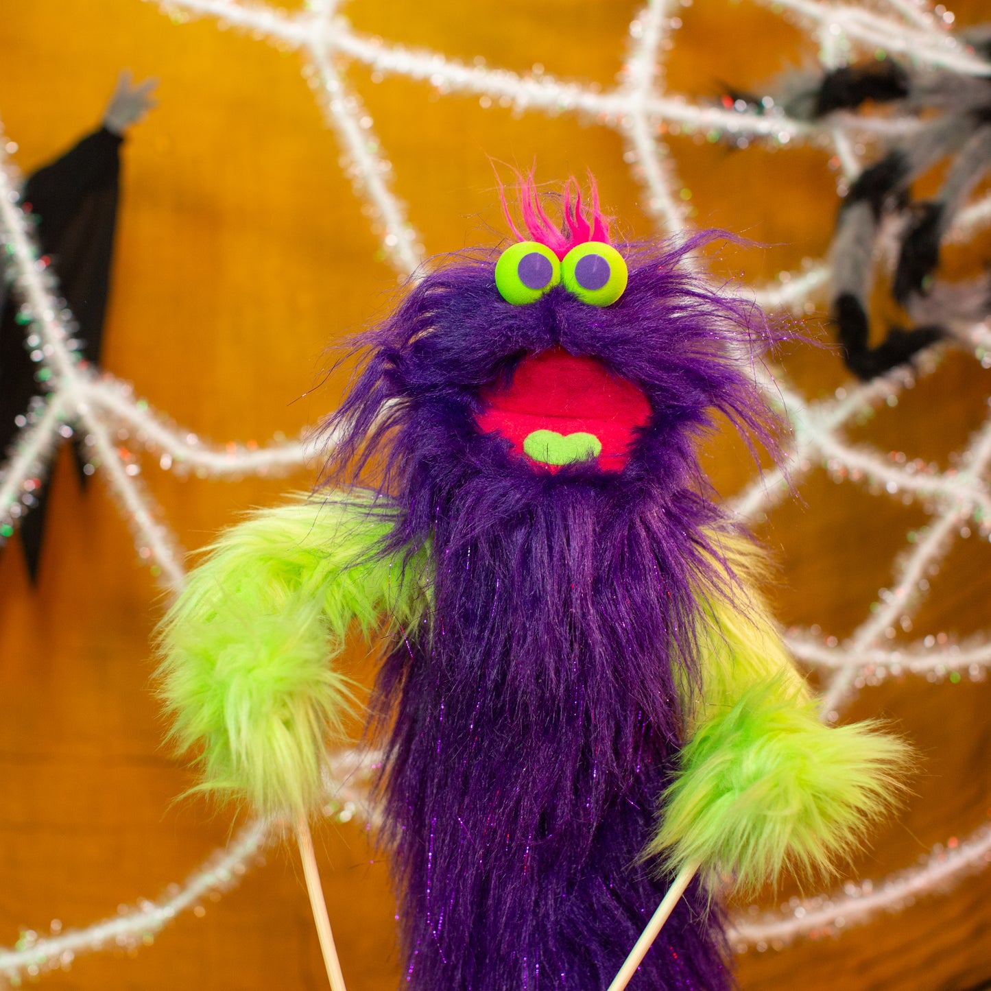 Gwendolyn - Hand & Rod Puppet