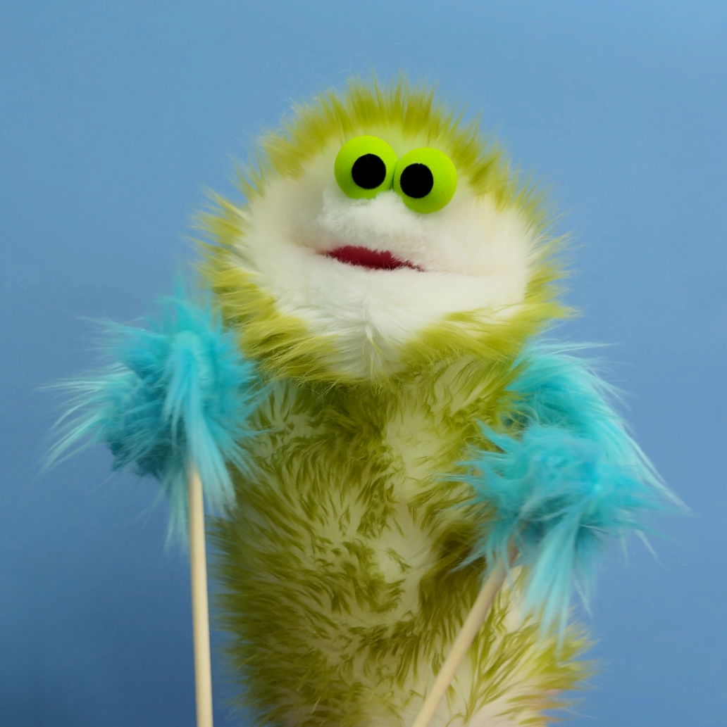 Petri - Hand & Rod Puppet