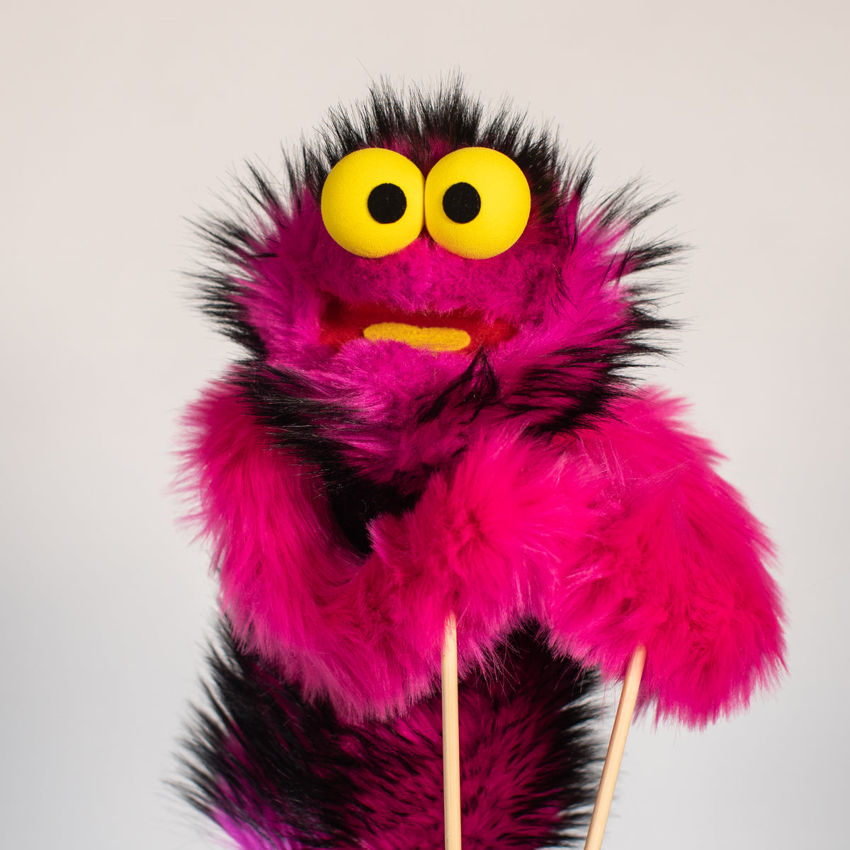 Fuschia Diablo - Hand & Rod Puppet – Ragmop & Goose