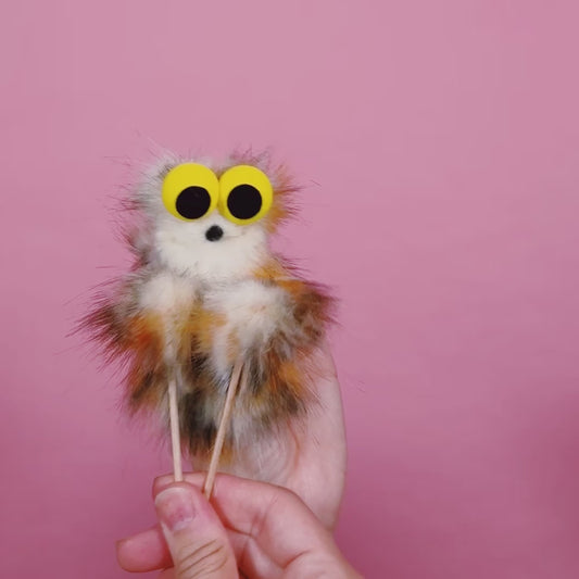Tiny Savannah (Finger Puppet)