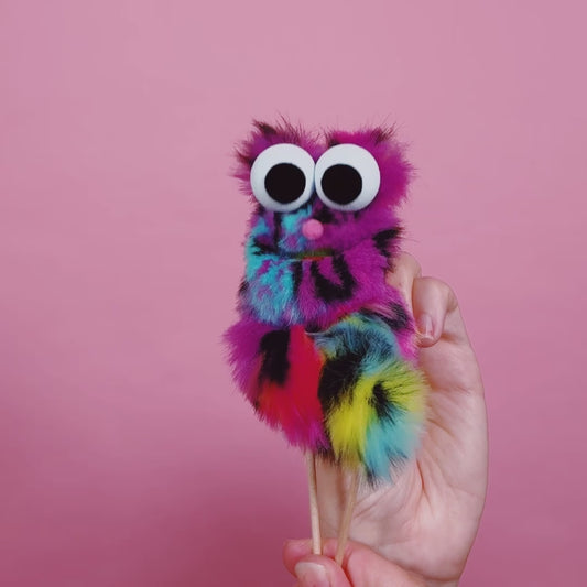 Tiny Confetti (Finger Puppet)